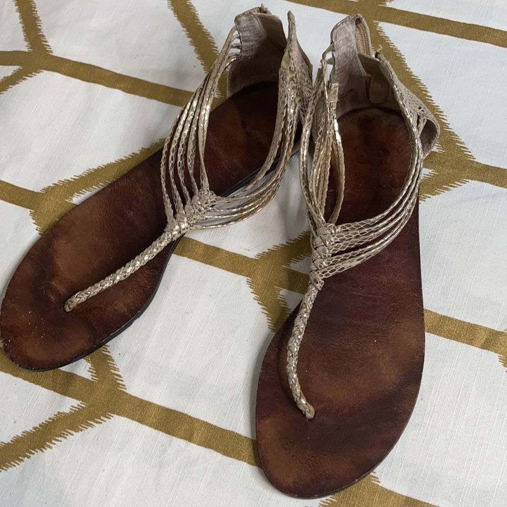 Gold Snakeskin Gladiator Sandal Sz 8